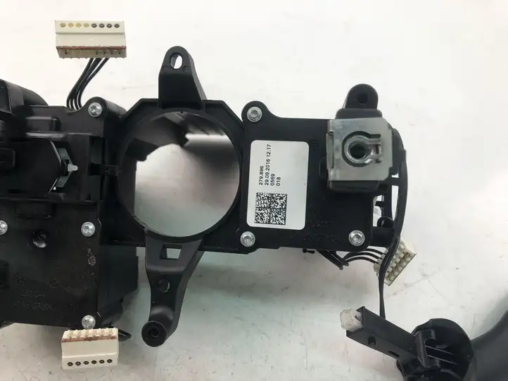 Audi S1 (2014 - 2019) 8X0953501D Кнопки на рулевом колесе — фото 3
