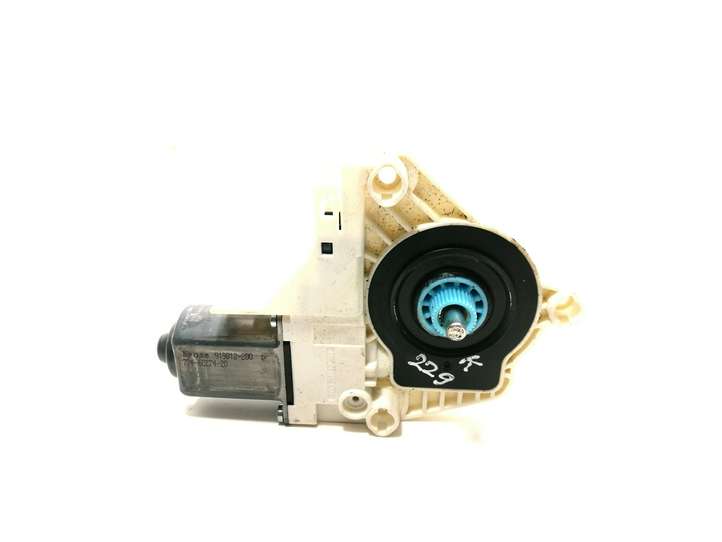 Audi Q5 (2008 - 2012)  8K0959811A Механизм подъема окон задней двери