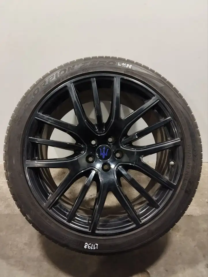 Maserati Levante (2017 - ) 670044711 Легкосплавный колесный диск R21 — фото 1