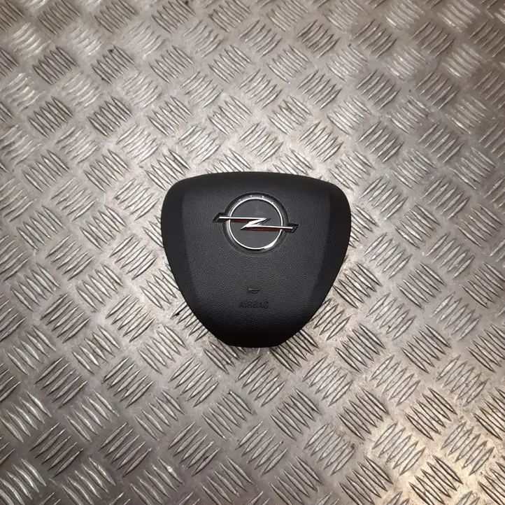 Opel Combo E (2018 - ) 34207838 Подушка безопасности руля — фото 1