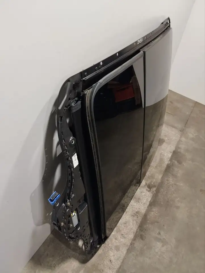 Maserati Levante (2017 - ) 06701406820 Комплект люка крыши — фото 3