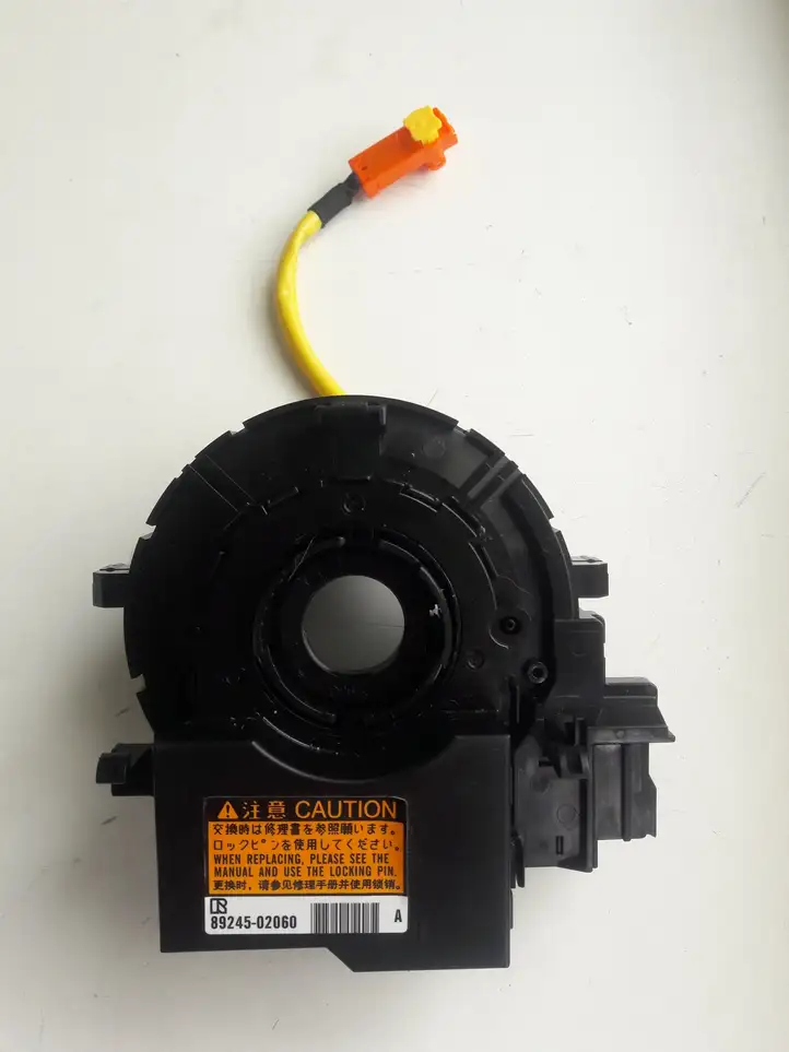Toyota Auris E180 (2012 - 2018) 8924502060 Контактное кольцо SRS — фото 1