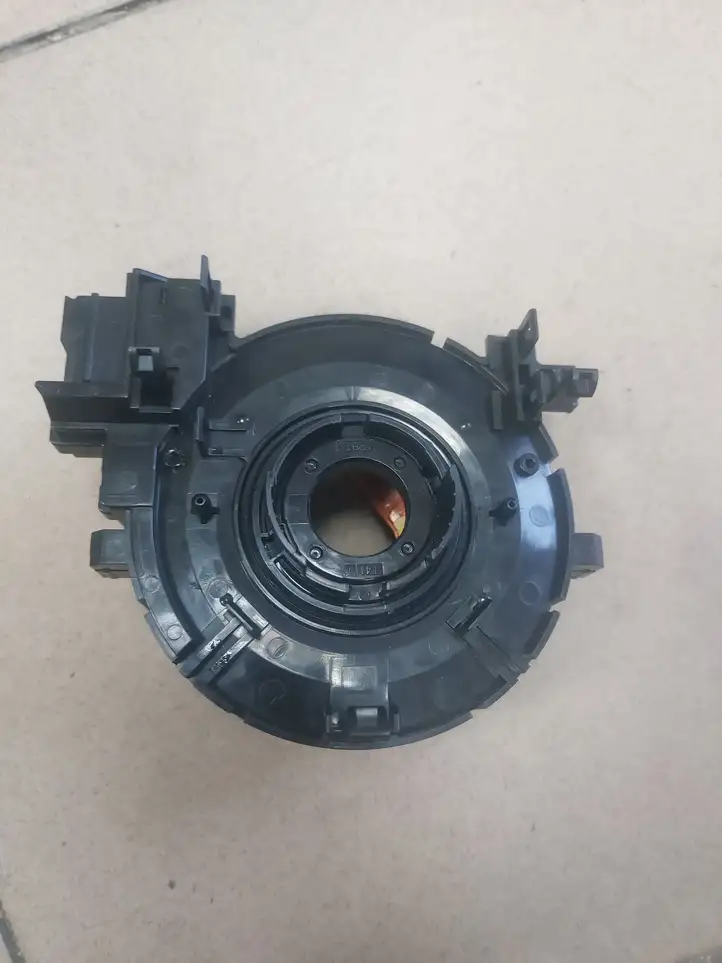 Toyota Auris E180 (2012 - 2018) 8N2H7N2414 Контактное кольцо SRS — фото 4