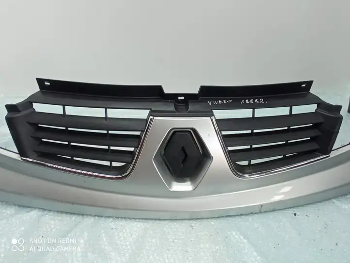 Renault Trafic II (X83) (2002 - 2014) Передняя решетка — фото 3