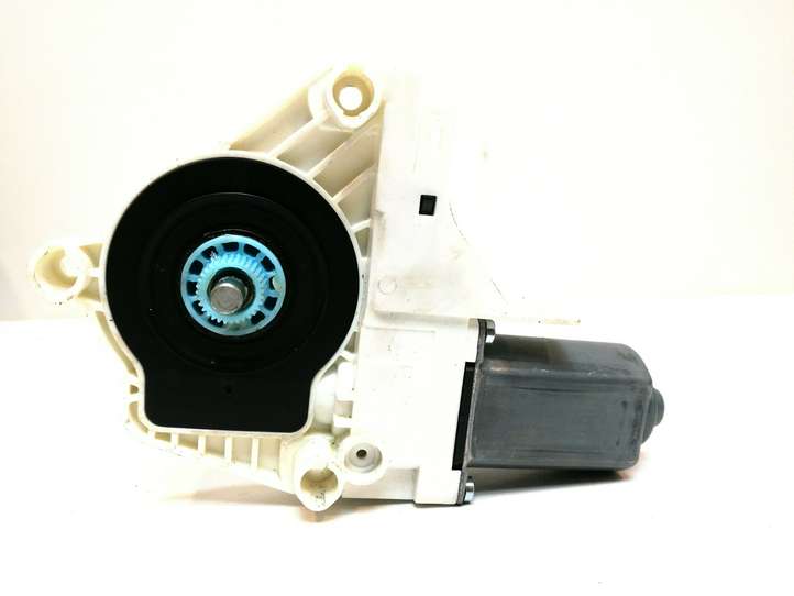 Audi Q3 (2011 - 2014)  8K0959802B электродвигатель переднего стеклоподъемника