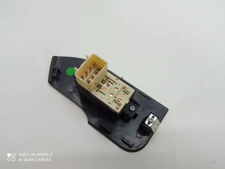 Chevrolet Captiva (2006 - 2011) 201003485 Кнопка стеклоподъемников — фото 2