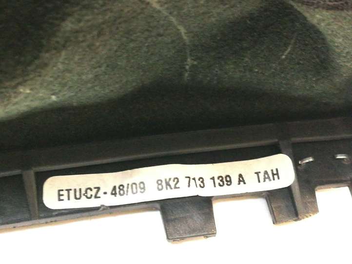 Audi A5 (2007 - 2011)  8K2713139A Отделка рычага переключения передач (кожа, головка)