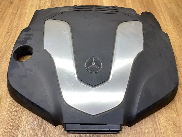 Mercedes-Benz GLE W166/C292 (2015 - 2019) A6420107008 Крышка двигателя декоративная — фото 1