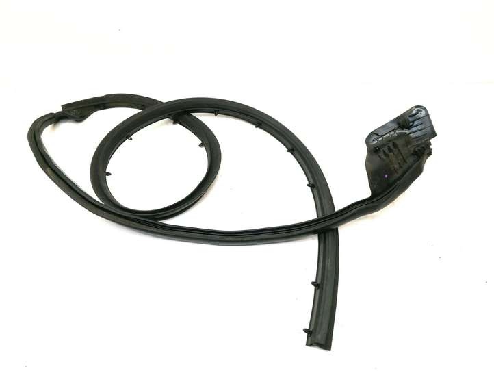 Audi A6 allroad (2012 - 2014)  4G0839718 Уплотнительная резина на задних дверях