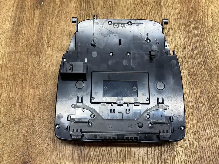 Mercedes-Benz C W205 (2014 - 2021) A0008275323 Передняя подсветка — фото 2