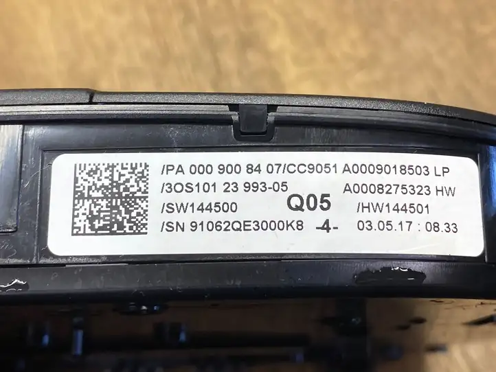 Mercedes-Benz C W205 (2014 - 2021) A0008275323 Передняя подсветка — фото 4