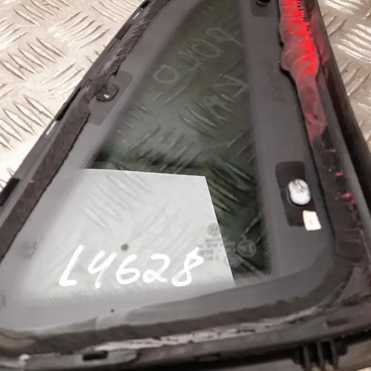 Volkswagen Polo VI AW (2020 - ) 2G4845297M Рамка дверного стекла задней двери — фото 4