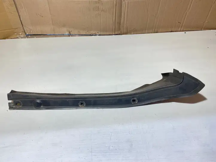 BMW 3 F30 F35 F31 (2012 - 2018) 51767264273 Уплотнитель подкапотного пространства — фото 1