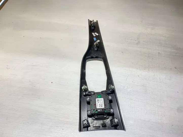 BMW 3 F30 F35 F31 (2012 - 2018) 9232090 Декоративная отделка — фото 2