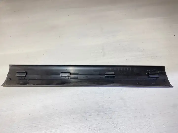 BMW 3 F30 F35 F31 (2012 - 2018) 77221915 Внутренняя отделка переднего порога — фото 2