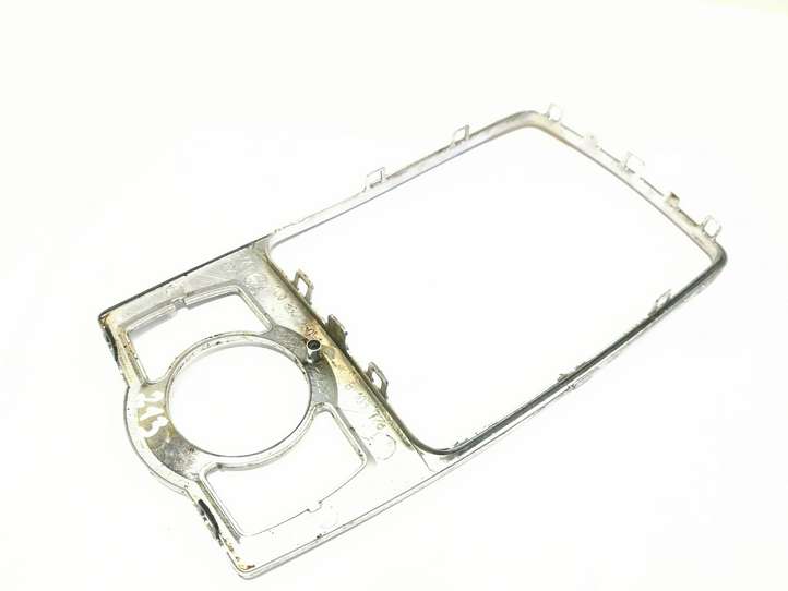 Audi Q7 (2005 - 2009)  4L0864260A Рамка рычага переключения передач