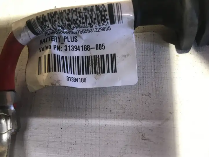 Volvo XC90 (2014 - 2019) 31394188 Плюсовой провод аккумулятора — фото 3