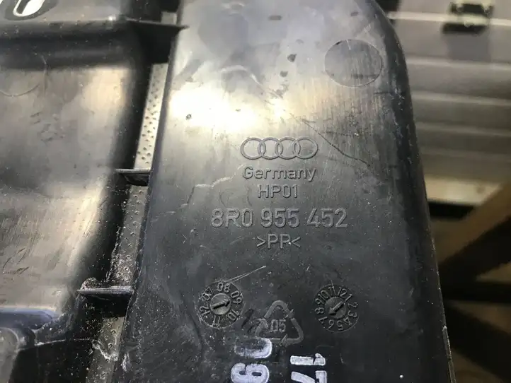 Audi Q5 SQ5 (2008 - 2012) 8R0955452 Горловина бачка омывателя — фото 3