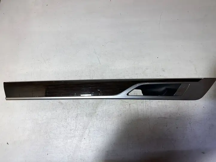BMW 7 G11 G12 (2015 - 2022) 746464704 Прочая отделка передней двери — фото 1