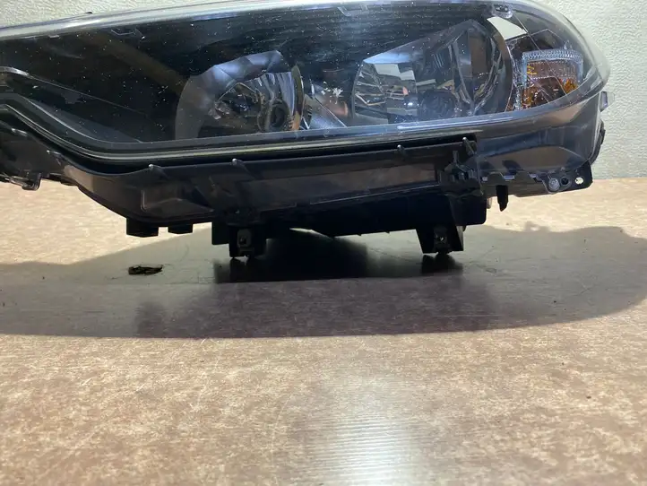 BMW 3 F30 F35 F31 (2012 - 2018) 7210110712 Передняя фара — фото 2