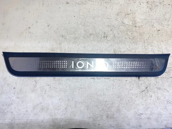 Hyundai Ioniq (2016 - ) 85873G2500 Внутренняя отделка переднего порога — фото 1
