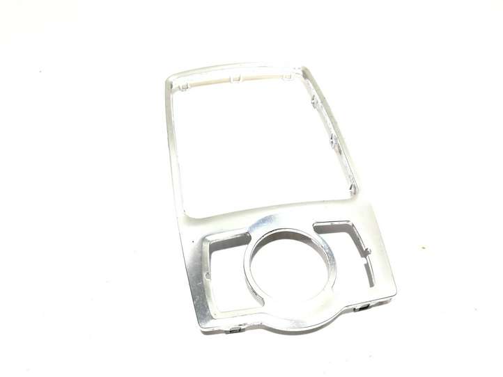 Audi A6 (2004 - 2008)  4F0864260AA Отделка рычага переключения передач (кожа, головка)