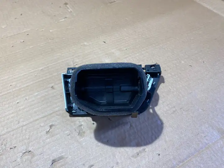 BMW 3 F30 F35 F31 (2012 - 2018) 9346226 Боковой воздушный дефлектор — фото 2
