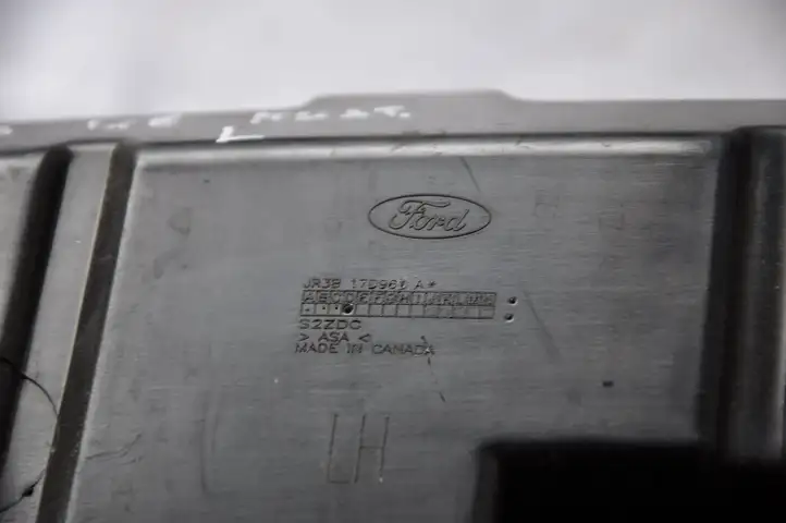 Ford Mustang VI (2015 - ) JR3B17D961A Кронштейн заднего бампера — фото 3