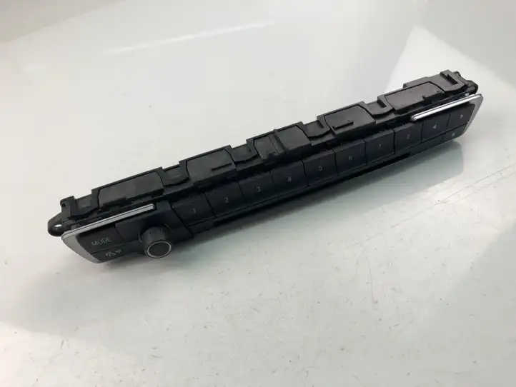 BMW 3 F30 F35 F31 (2012 - 2018) E1065974 Другие включатели / ручки/ переключатели — фото 1