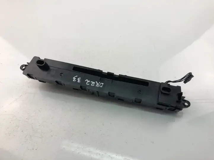 BMW 3 F30 F35 F31 (2012 - 2018) E1065974 Другие включатели / ручки/ переключатели — фото 3