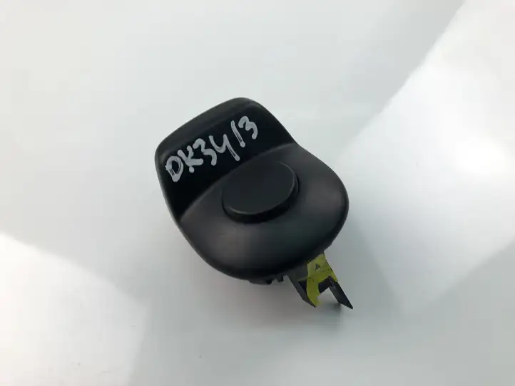 Skoda Citigo (2011 - 2017) 1S0827566 Кнопка закрытия крышки багажника — фото 1