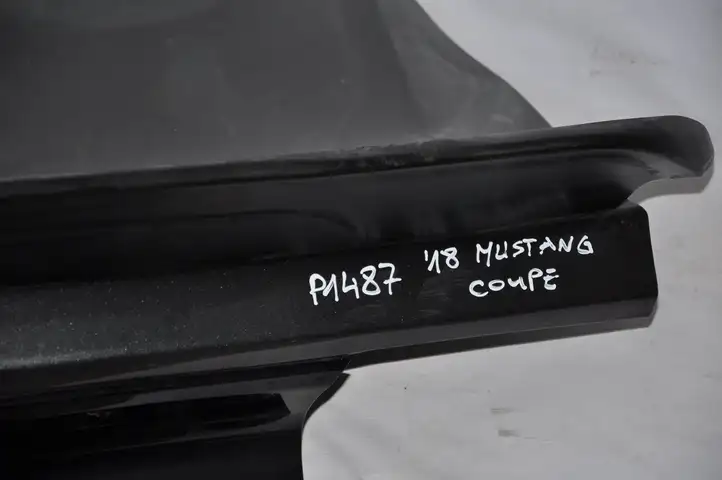 Ford Mustang VI (2015 - ) Крышка багажника — фото 2
