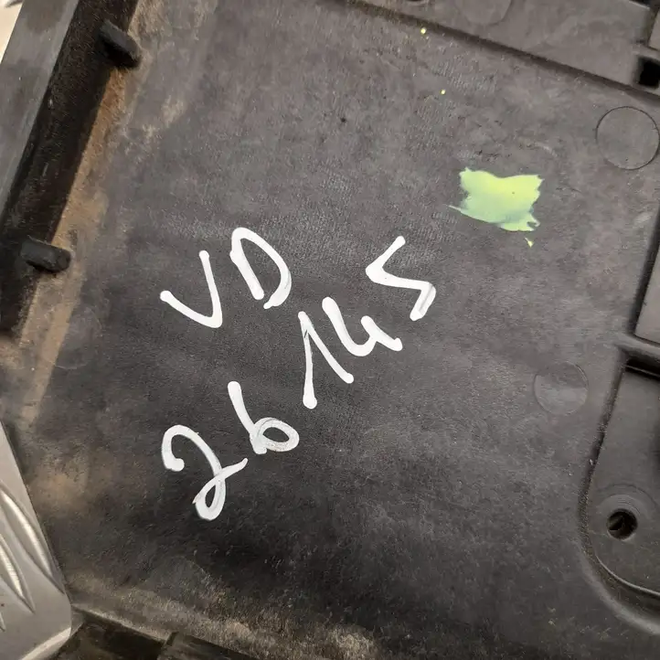Kia Rio (2020 - ) 37150H8800 Площадка аккумулятора — фото 3