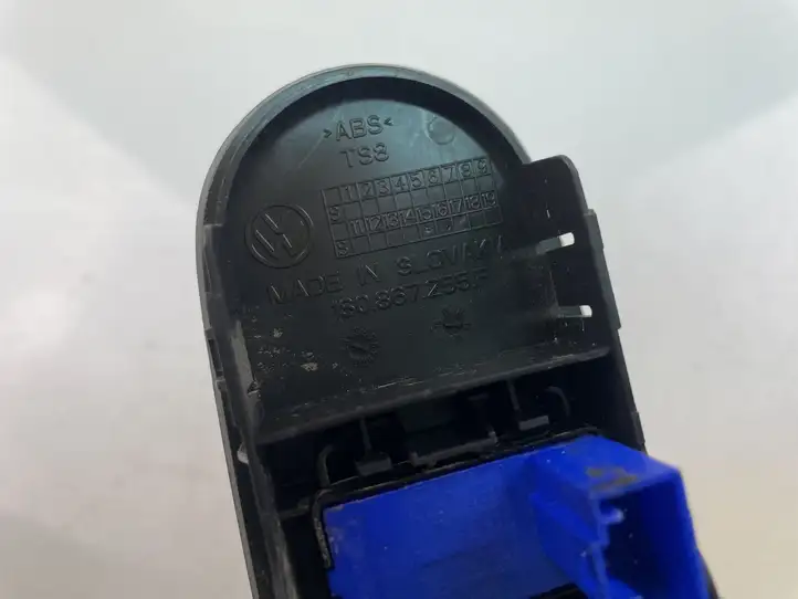 Volkswagen Up (2011 - ) 1S0867255F Кнопка стеклоподъемников — фото 4