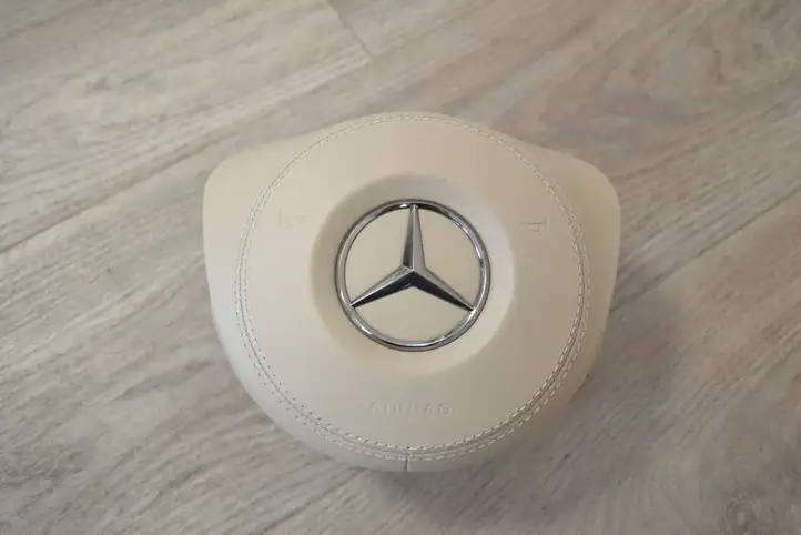 Mercedes-Benz S W222 (2013 - ) 0589P1000301 Подушка безопасности руля — фото 1