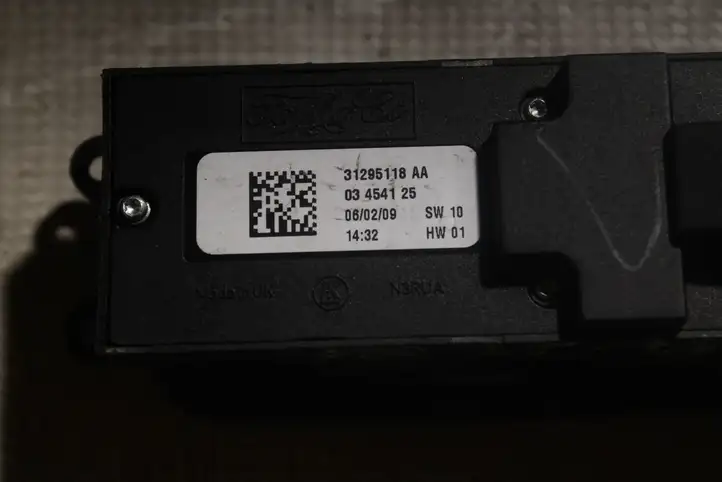 Volvo XC60 (2008 - 2013) 31295118AA Кнопка стеклоподъемников — фото 4