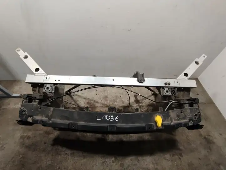 Volvo XC90 (2019 - ) 32244774 Кронштейн панели радиатора — фото 1