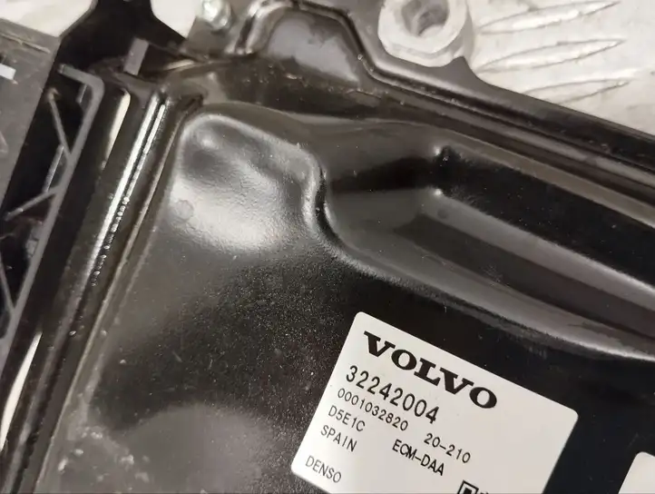 Volvo XC90 (2019 - ) 32242004 Блок управления двигателем (ЭБУ) — фото 9