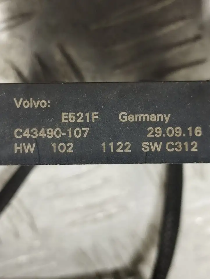 Volvo S90, V90 (2016 - 2020) C43490107 Блок управления парктрониками — фото 3
