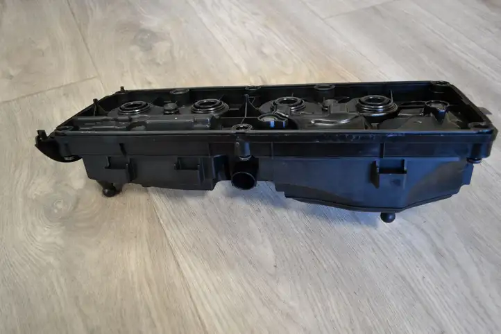 Volkswagen Crafter (2006 - 2016) 03L103469 Крышка головки блока цилиндров — фото 3