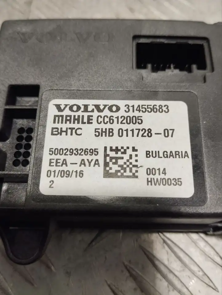 Volvo S90, V90 (2016 - 2020) 31455683 Прочие блоки управления — фото 2