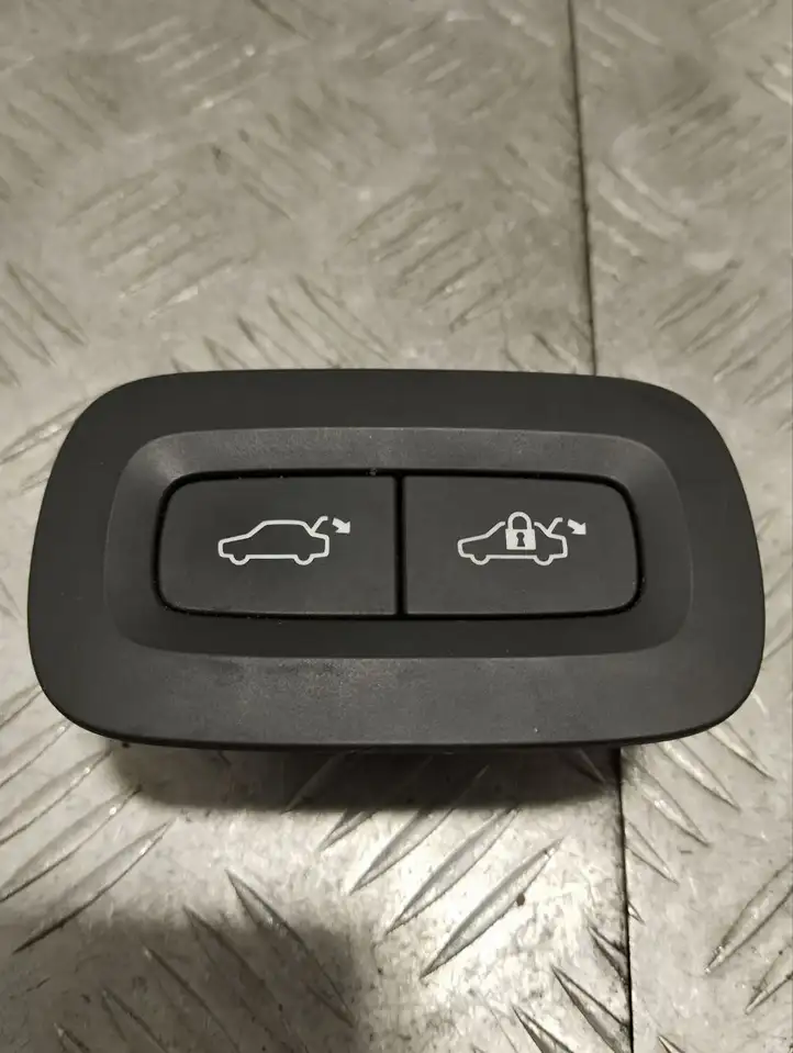 Volvo S90, V90 (2016 - 2020) 31427330 Кнопка закрытия крышки багажника — фото 1