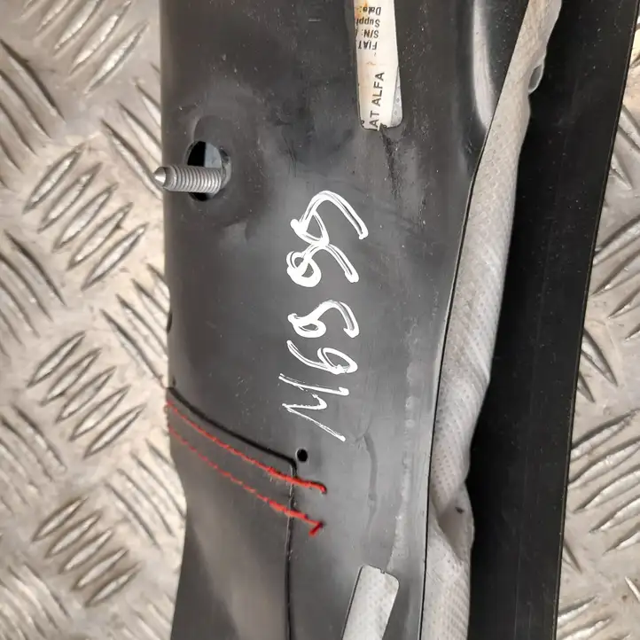 Alfa Romeo Giulietta (2010 - ) 000L0207269 Боковая подушка безопасности (стойка) — фото 4