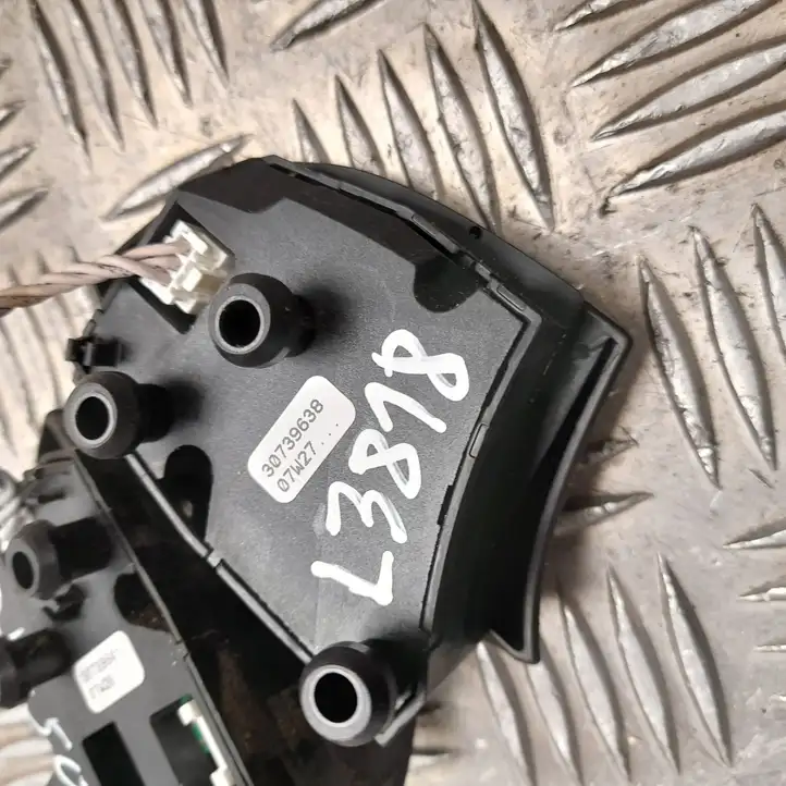 Volvo V50 (2004 - 2008) 30739638 Кнопки на рулевом колесе — фото 5