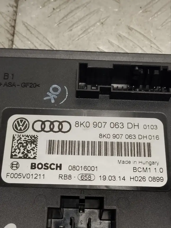 Audi Q5 SQ5 (2012 - 2017) 8K0907063DH Модуль комфорта — фото 2