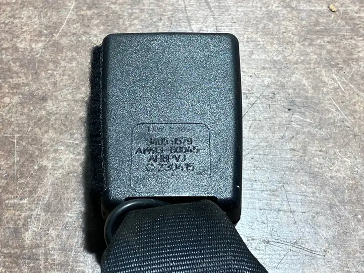 Jaguar XJ X351 (2009 - 2019) 34059579 Задний средний замок ремня — фото 2