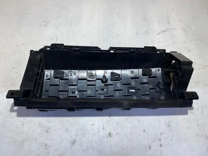 Land Rover Range Rover Sport L494 (2013 - 2017) DK6204268 Прочие детали салона — фото 1