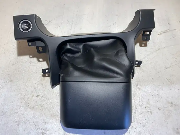 Land Rover Discovery Sport (2014 - 2019) BJ323F902AB Обшивка рулевой колонки — фото 1