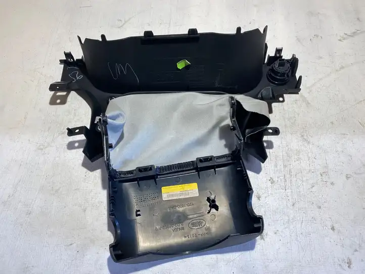 Land Rover Discovery Sport (2014 - 2019) BJ323F902AB Обшивка рулевой колонки — фото 2