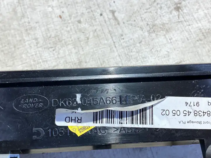Land Rover Range Rover Sport L494 (2013 - 2017) DK62045A66 Прочие детали салона — фото 3